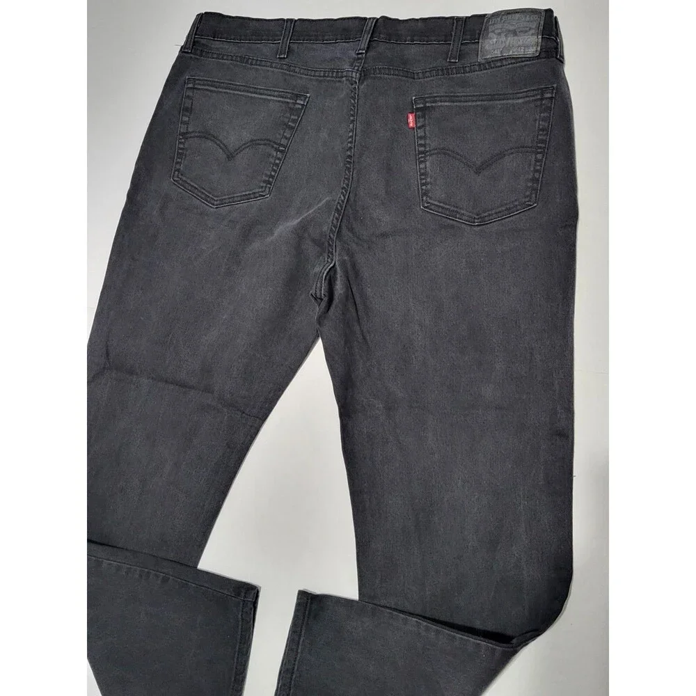 Levi's 541  Men's Size 42x32  Straight Regular Black Water   Less